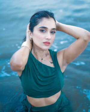Riya Bhatu Instagram - Mermaid magic in every wave🫧🌊
.
.
One of my most fav shoot❤️✨
product_id=4890965
.
.
#beach#shoot#sunset#explore#elitebynewme#newmegals