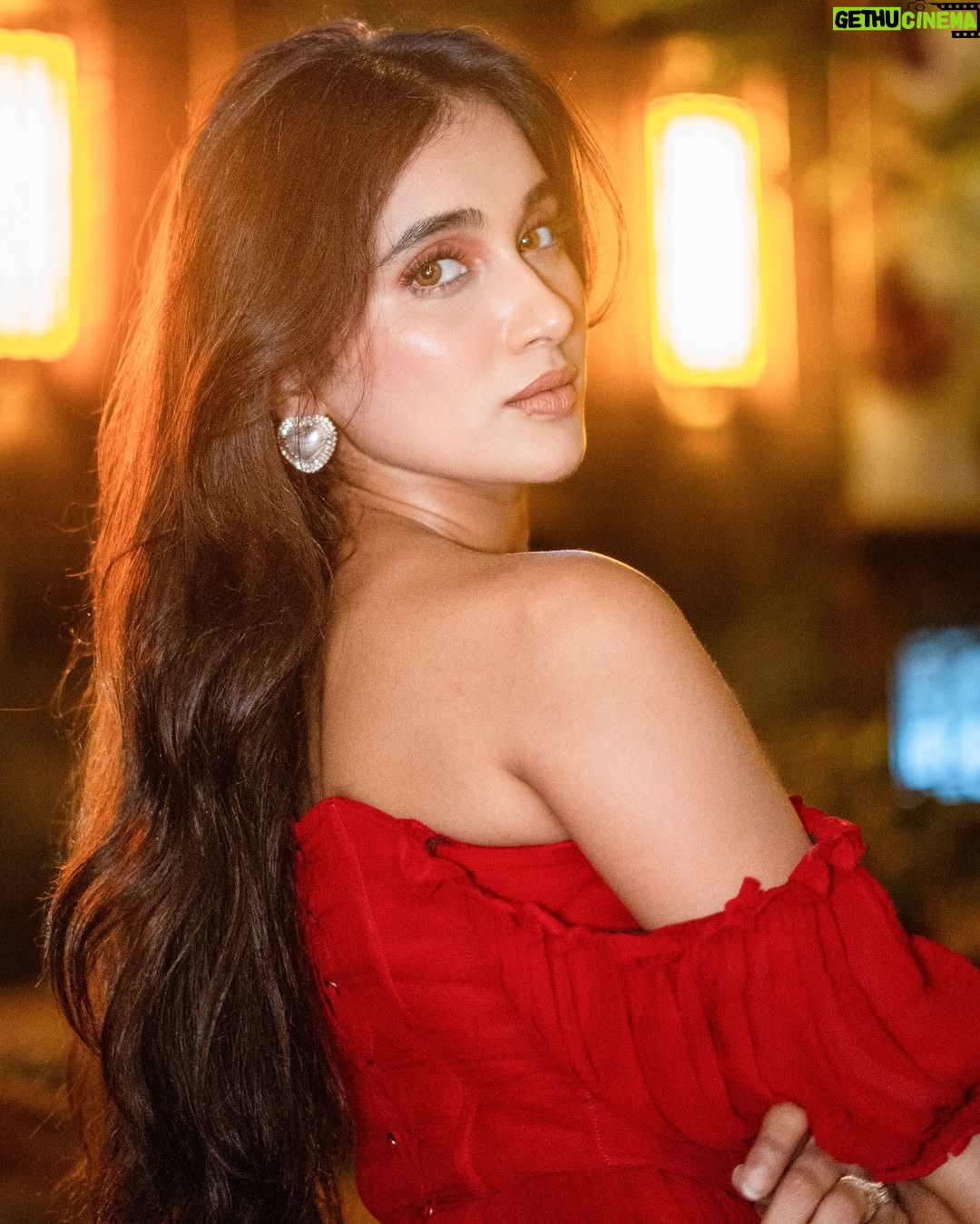 Riya Bhatu - 2K Likes - Twirl me into your fairytale, I won’t stop spinning ❤️‍🔥🍷