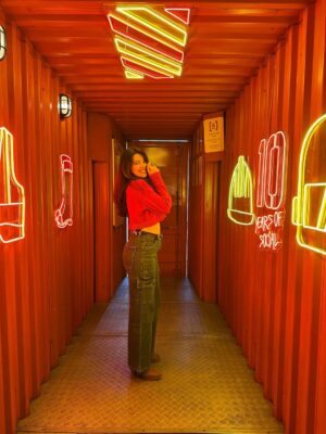 Riya Deepsi Instagram - Prettier in pink ✨✨ 
#random#posting#poser#explore#page#love#foryou#riyadeepsi