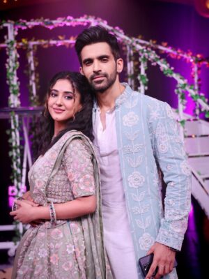 Riya Sharma Instagram - Catch Rishi and Jhanak in #behenkadramabhaikaswag
Chaos, Fun, Drama! 🎉
No snoozefest this Sunday, it’s gonna be anything but boring!
Only on @starplus and @jiohotstar
With love, from our very own Star Parivaar ❤️
@arjitaneja 🤍🤍
#rinak #starparivaar #jhanak #starplus #jiohotstar