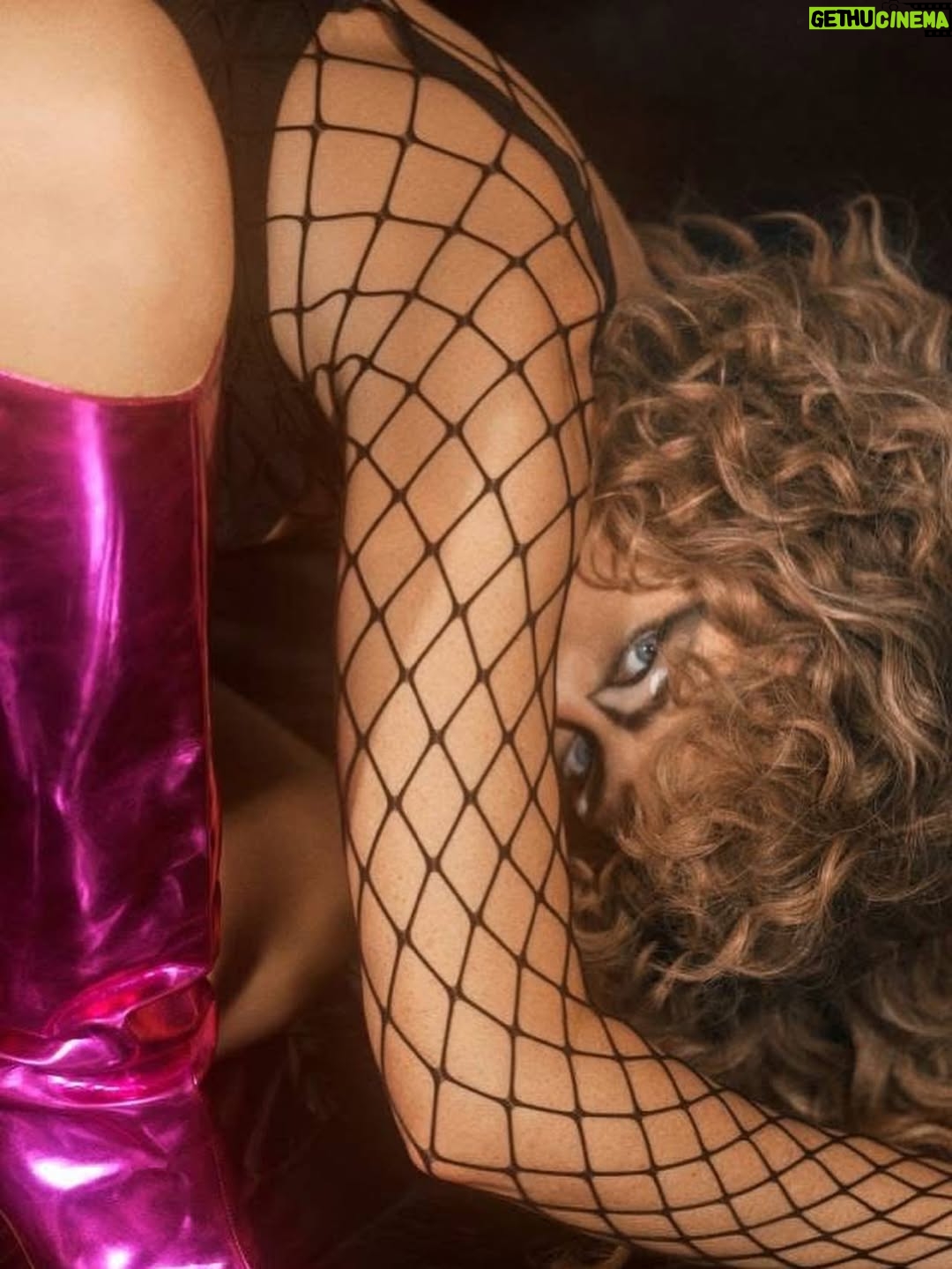 Róisín Murphy - 15.7K Likes - Róisín Machine turned 900 years old yesterday 
#roisinmachine