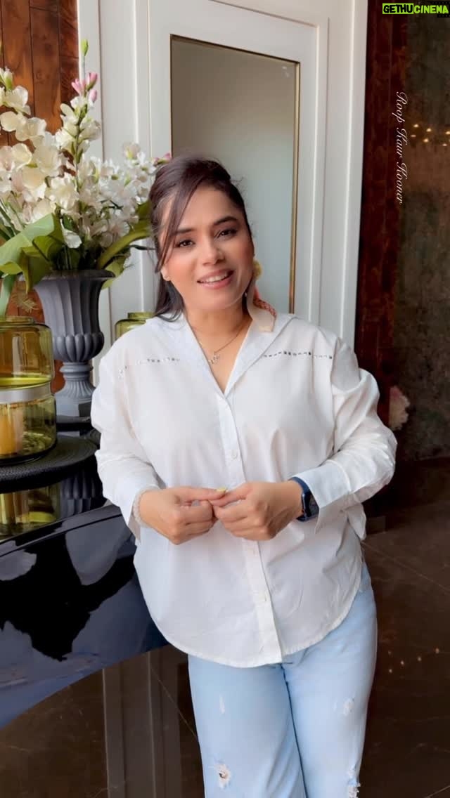 Roop Kaur Kooner - 27.5K Likes - “ ਮੱਥੇ ਨਹੀਂ ਲੱਗਦੇ “ ✍🏻ਰੂਪ ।ਲਿਖ਼ਤ-ਰੂਪ ਕੌਰ ਕੂੰਨਰ, ‘Matthe Nahi Lagde ‘ Lyrics-Roop Kaur Kooner,🙏🏻🤭☺️❤️@roopkaurkooner 

#shayari #shayar #poetry #punjabi #punjabishayari #explorepage #trending #shayarilover #lovequotes #love #quotes #shayarioftheday #reelitfeelit #explore #poetrycommunity #reelsinstagram #motivational #motivationalquotes #lifelessons #lifequotes #feelings #reels  #like  #video #goodtimes ##amazing #life #smile #mood