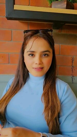 Roop Kaur Kooner Instagram - 'ਵਜੂਦ' ✍️ਰੂਪ। ਲਿਖਤ-ਰੂਪ ਕੌਰ ਕੂੰਨਰ 'Wajood' Lyrics-Roop Kaur Kooner @roopkaurkooner
