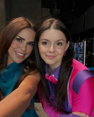 Rosa Blasi Instagram - Had the best month in 🇨🇦 filming the Clash of the Thundermans ⚡️movie! Here’s some BTS-Grateful for the last 13 years of being a part of this family. And we can’t wait for you to see this in 2026! @nickelodeon @thundermanstv