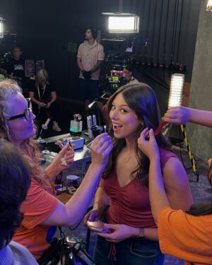 Rosa Blasi Instagram - Had the best month in 🇨🇦 filming the Clash of the Thundermans ⚡️movie! Here’s some BTS-Grateful for the last 13 years of being a part of this family. And we can’t wait for you to see this in 2026! @nickelodeon @thundermanstv