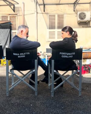 Rosa Diletta Rossi Instagram - A famigghia
❤️🦁 

Siamo tornati!

#mariacorleone2

The best crew 

@mancio78 
@fortunatocerlino 
@vittoriomagazzu 
@federicadecola 
@alefella 

Grazie a @mediasetinfinity 
@produzioniclemart 
@taodue

Grazie ai reparti tutti
@kess_one1 
@giuliana.cau 
@ariannaagosta_ 
@desiredimattia
