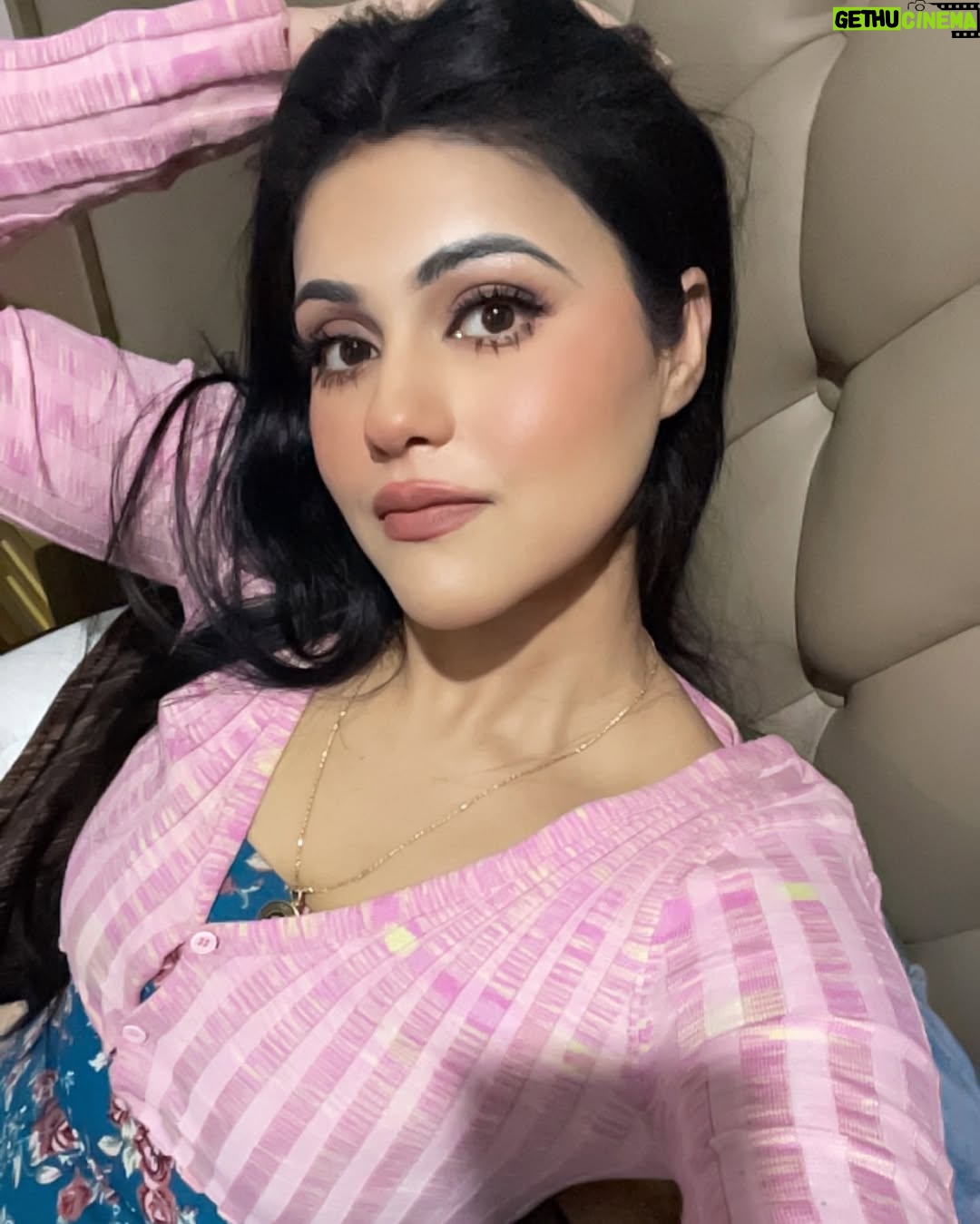 Rose Kaur Bawa - 1K Likes - 🧿💝💕🧿💝💯 
#fyp