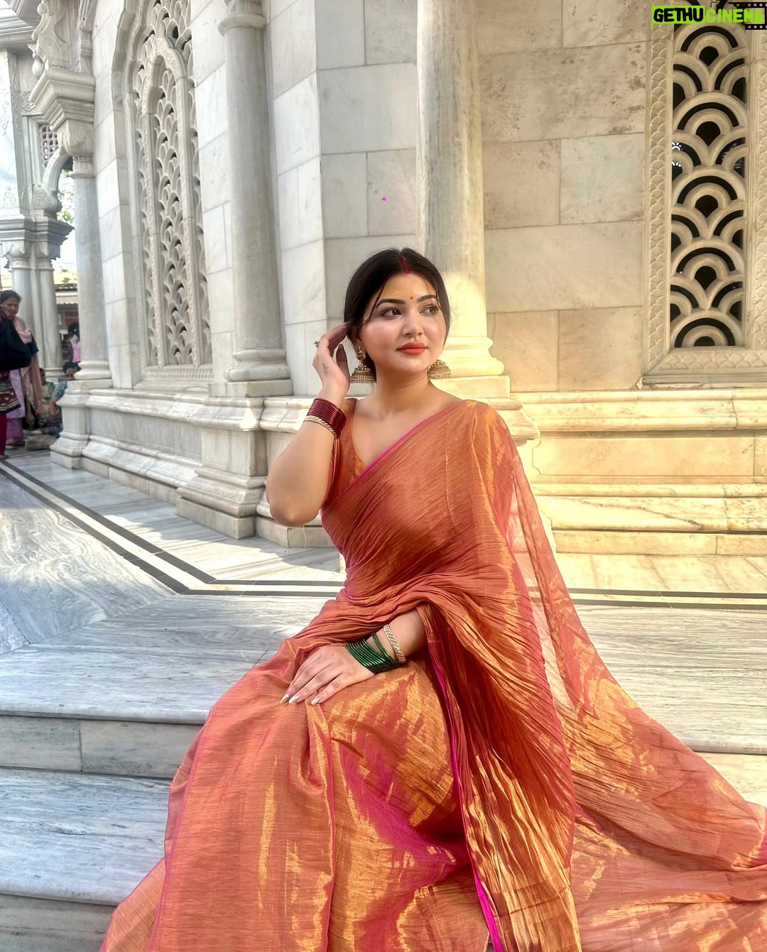 Rose Rawat - 9.9K Likes - 🥀