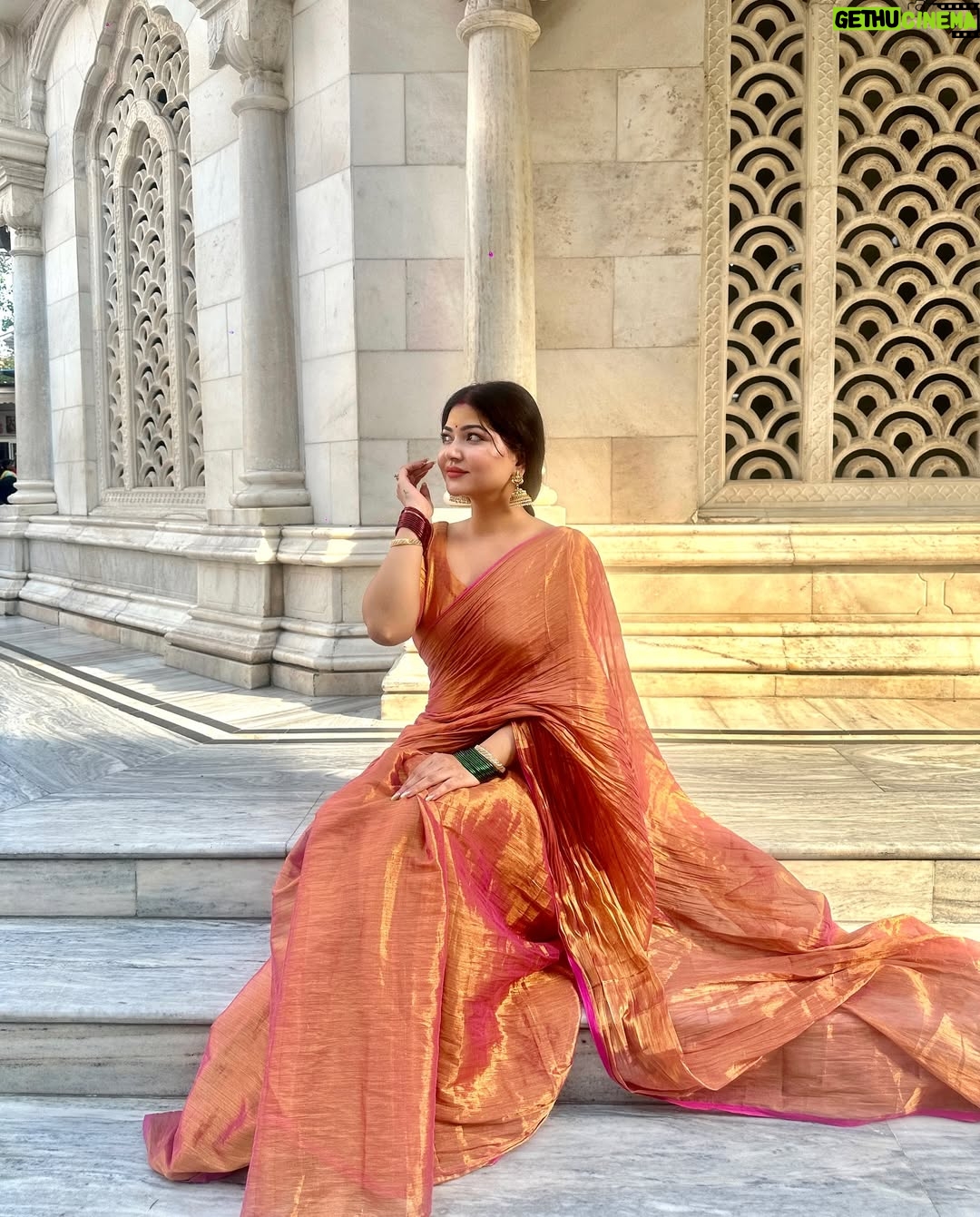 Rose Rawat - 9.9K Likes - 🥀