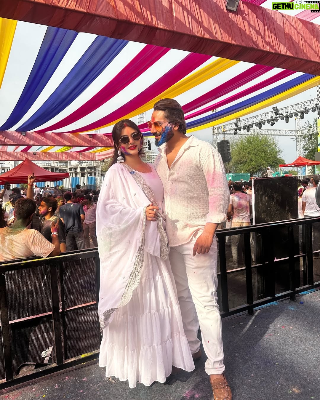 Rose Rawat - 7.2K Likes - holi 2025 ❤️🎨💦