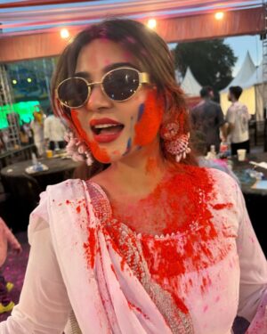 Rose Rawat Instagram - holi 2025 ❤️🎨💦