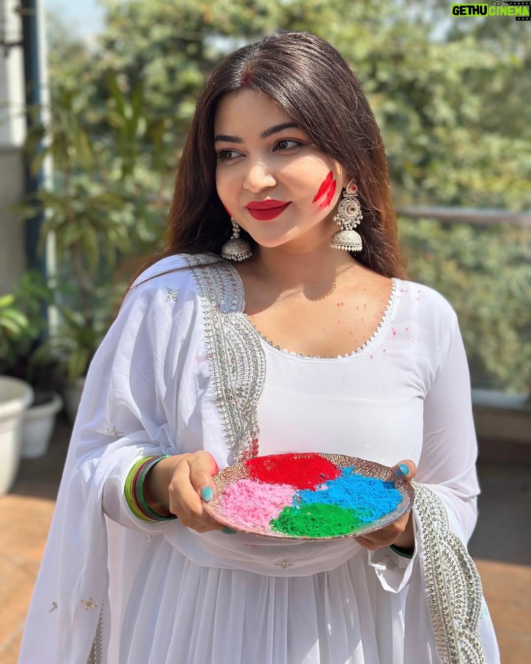Rose Rawat - 13.2K Likes - Wish you all a happy and colourful holi 🩷❤️🩵💚🧡💛💜🤎🩶🤍 

.

.

#holi #holi2025 #holivibes #holicelebration #happyholi #holistic