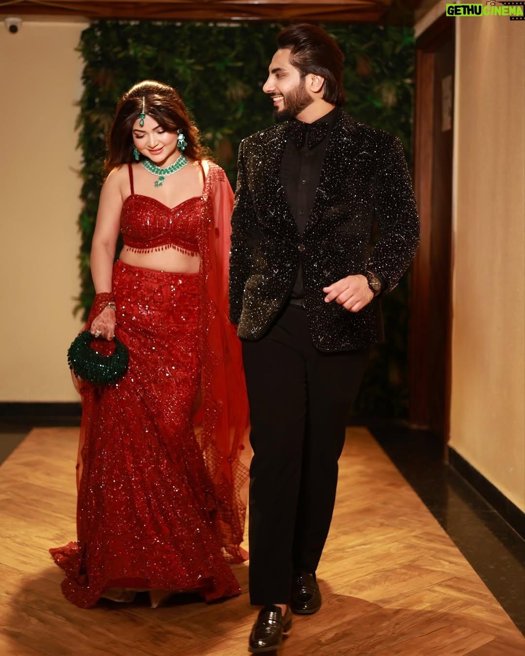 Rose Rawat - 7.5K Likes - Happiness is a blessing and I’m blessed with you❤️🖤

.

.

#couplegoals #love #wedding #engagement #weddingseason #couplephotoshoot #indianwear #redlehenga