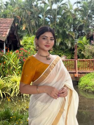 Rose Rawat Instagram - Not just a look it’s a whole vibe from the South.🤍
Meenamma vibes 😉