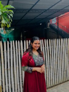 Actress Roshna Ann Roy HD Photos and Wallpapers October 2025