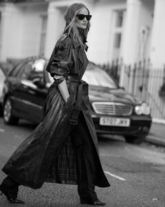Actress Rosie Huntington-Whiteley HD Photos and Wallpapers September 2025