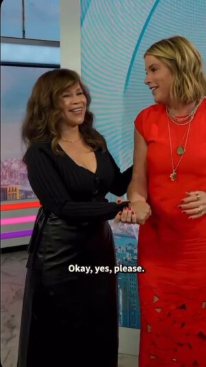 Rosie Perez Instagram - JBH had to try her hand at Rosie Perez's iconic dance from "Do the Right Thing" 😂 #JennaandFriends