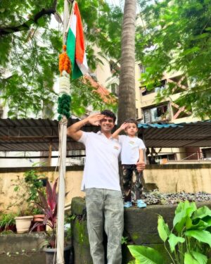 Ruchi Savarn Instagram - भारत माता की जय 
वंदे मातरम् 🇮🇳 🇮🇳 🇮🇳 
हर हर महादेव 

#proudindian #happyindependenceday #india #harharmahadev #family