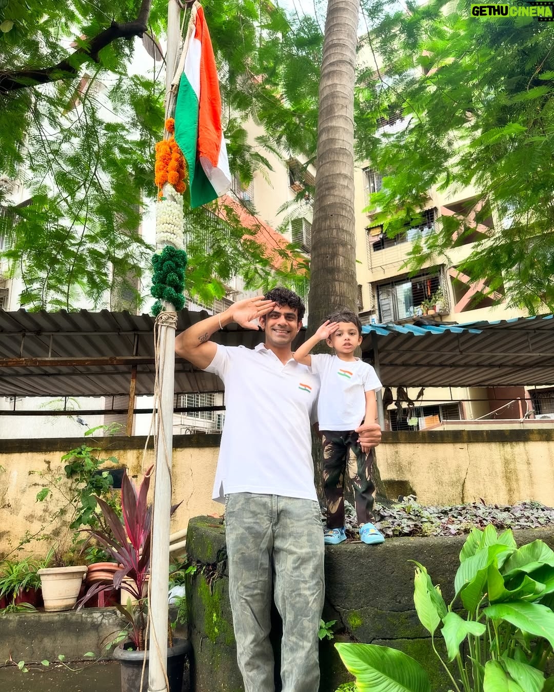 Ruchi Savarn - 55.5K Likes - भारत माता की जय 
वंदे मातरम् 🇮🇳 🇮🇳 🇮🇳 
हर हर महादेव 

#proudindian #happyindependenceday #india #harharmahadev #family