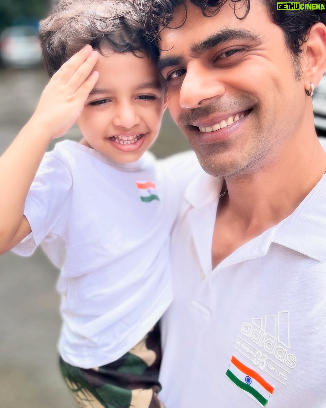 Ruchi Savarn - 55.5K Likes - भारत माता की जय 
वंदे मातरम् 🇮🇳 🇮🇳 🇮🇳 
हर हर महादेव 

#proudindian #happyindependenceday #india #harharmahadev #family