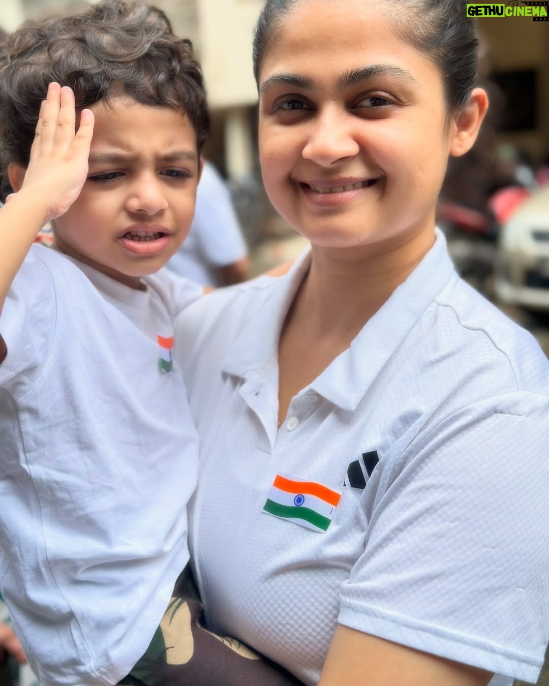 Ruchi Savarn - 55.5K Likes - भारत माता की जय 
वंदे मातरम् 🇮🇳 🇮🇳 🇮🇳 
हर हर महादेव 

#proudindian #happyindependenceday #india #harharmahadev #family
