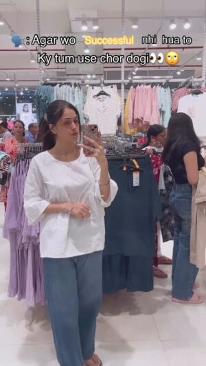 Ruchika Ahuja Instagram - 💞🥰#foru #viralreels #trendingreels #reelkarofeelkaro #reelitfeelit #reels #love #waitforend #explore #explorepage #tag ur #love 🥰💞