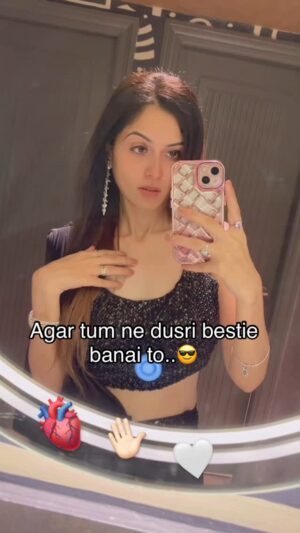 Ruchika Ahuja Instagram - 😒🤭#foru #viralreels #trendingreels #reelkarofeelkaro #reelitfeelit #reels #love #waitforend #explore #explore #explorepage #friendship #jealousy #tag ur #bestfriend 🤨😎