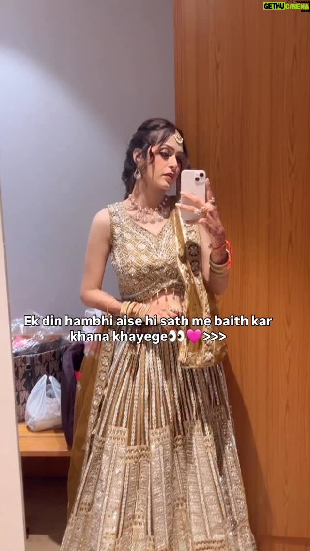 Ruchika Ahuja - 3 Likes - 😍🥰🧿#foru #viralreels #trendingreels #reelkarofeelkaro #reelitfeelit #reels #love #waitforend #explore #explorepage #soon #tag ur #love #jaan 😍🥰♥️♥️