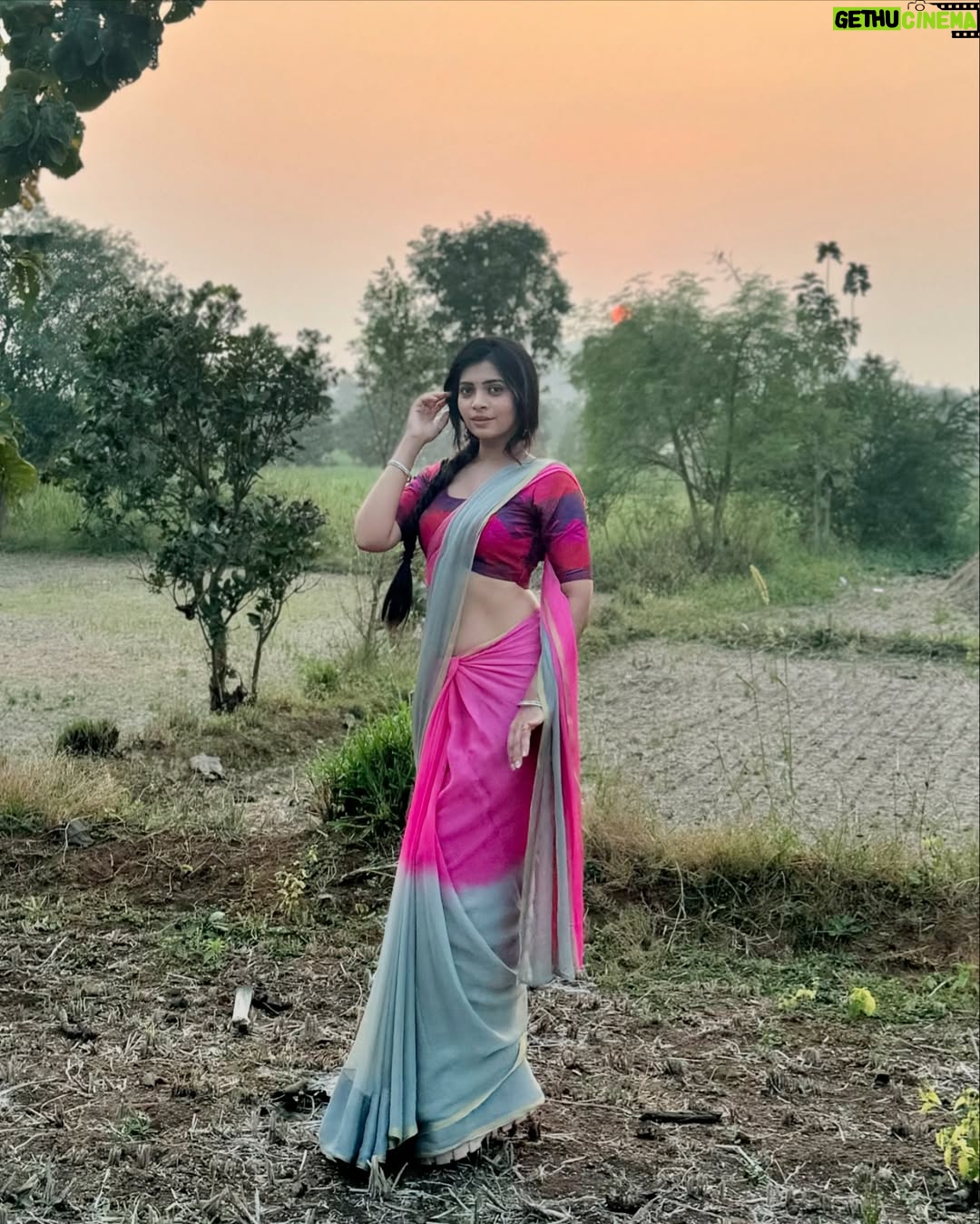 Ruchira Jadhav - 63K Likes - राधा 🌻

लागिर प्रेमाचं ❤️
World Television Premiere only on Zee Talkies🎬
२३ मार्च दुपारी १२ वाजता आणि संध्याकाळी ६ वाजता…

@zeetalkies #MarathiMovie