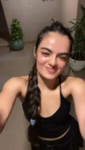 Actress Ruhanika Dhawan HD Photos and Wallpapers September 2025