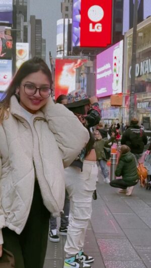 Ruhi Dhiman Instagram - “Hum” yaha hai “tum” kaha ho ? 😂 @ruhi_dhiman8
.
.
.
#instagram #viral #formyinstafamily #instagood