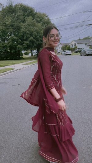 Ruhi Dhiman Instagram - Sariya to Dur 🇺🇸
.
.
.
.
.
.
.
.
.
.
.
#instagram #trending #viraltrend #trendingreel #trendingsong #trendingreel #instatrend #viral #trendingvideo #nowtrend #newtrendviral