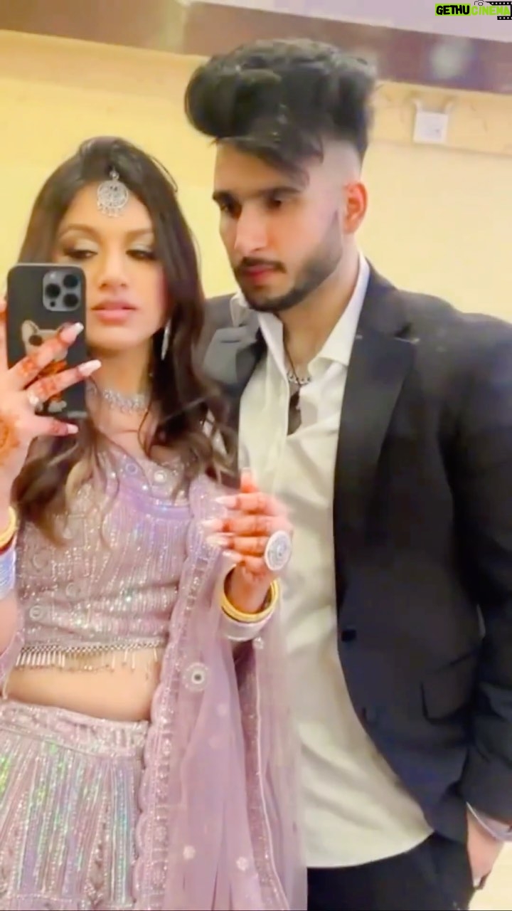 Ruhi Dhiman - 16.9K Likes - Together forever ♥️🧿 4.07.2023♾️
#trendingreels #trendingaudio #forever #loveyou #forlove #instareels