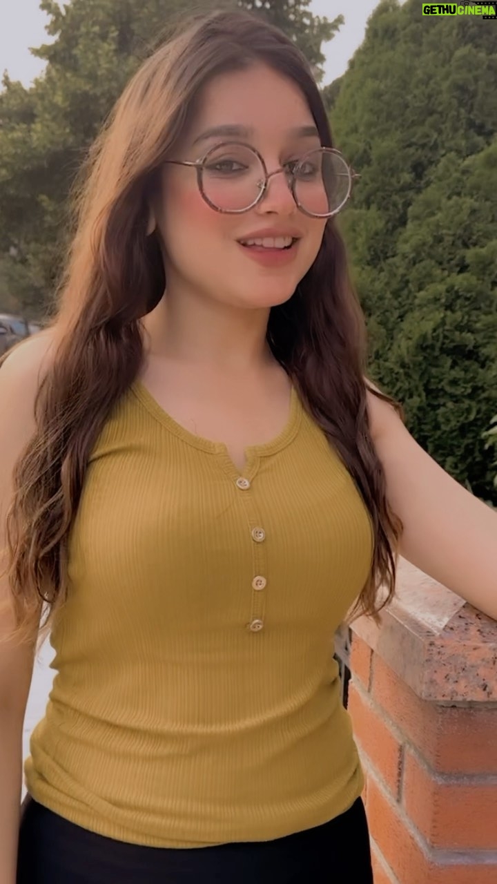 Ruhi Dhiman - 33.5K Likes - 9:45 ⏰ @ruhi_dhiman8 
.
.
.
.
.
#trending #viral #forypu #instatrend #instaviral #mewreel #reelkrofeelkro #ruhi_dhiman8