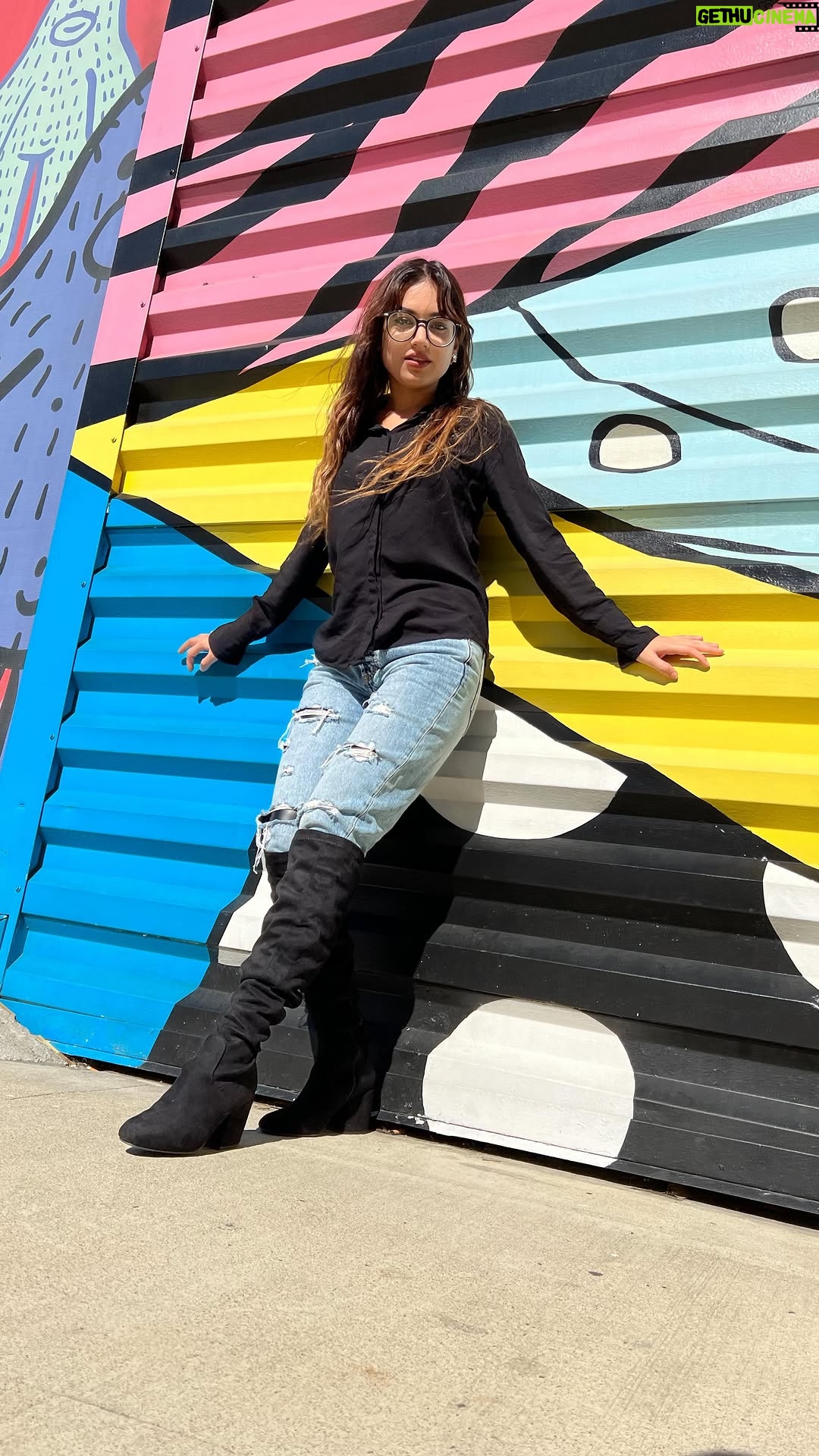Ruhi Dhiman - 12.6K Likes - ⚔️⚠️🔥 @ruhi_dhiman8 
.
#trending #viral #punjabi #trendingreel #reelkrofeelkro #instagram #instaviral #foryou #instafamily #myfam #punjabitrend #style