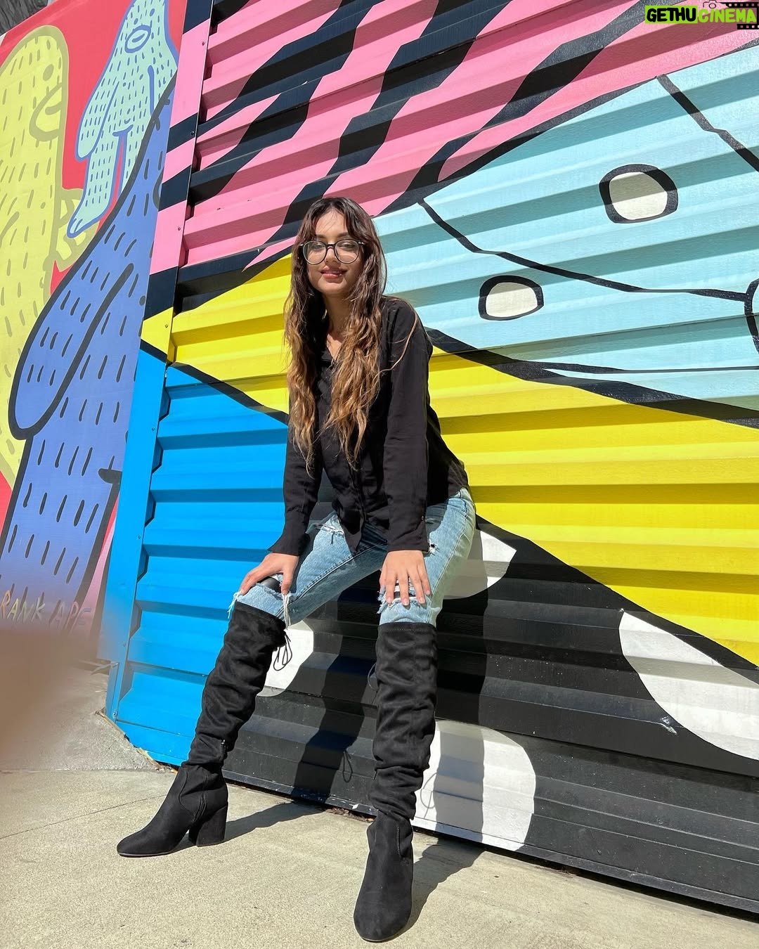 Ruhi Dhiman - 7K Likes - If you are confident, you are beautiful. 🤗♥️
@ruhi_dhiman8 
.
.
.
.
.
.
.
.
#instagram #viral #photo #style #confidence #todaypost