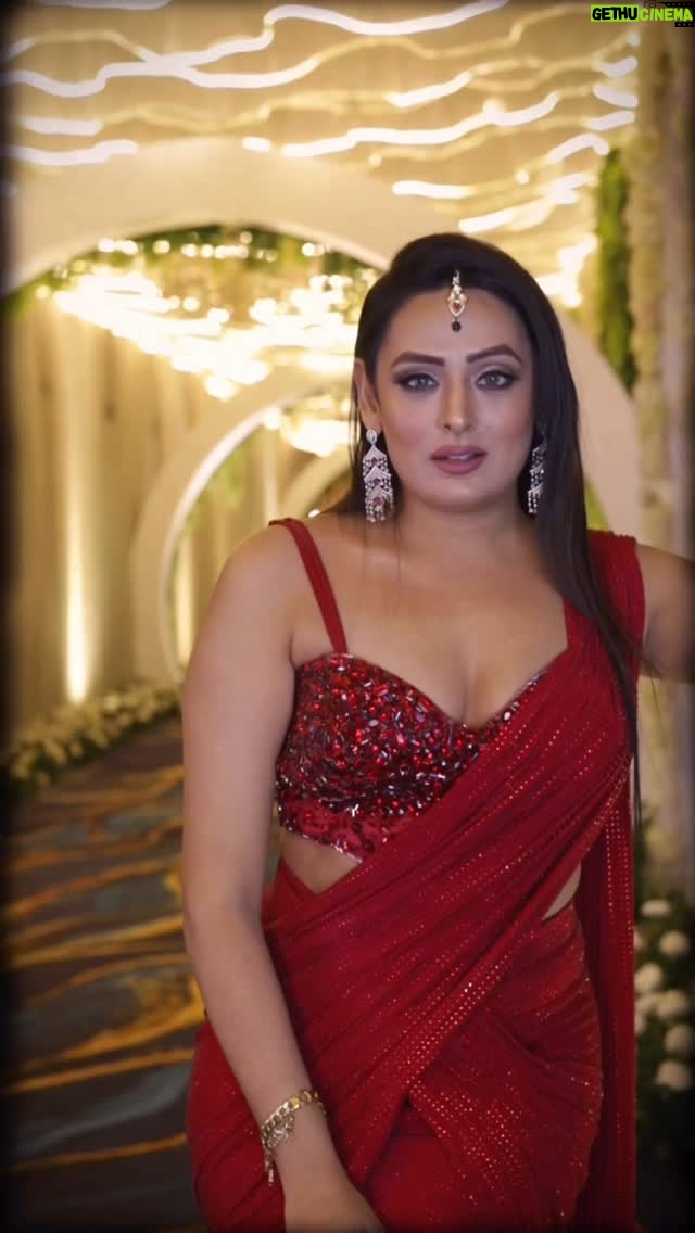 Rupa Khurana - 24.2K Likes - साहिबा, नींदे-वींदे आए ना
रातें काटी जाए ना
तेरा ही खयाल दिन-रैन आता है