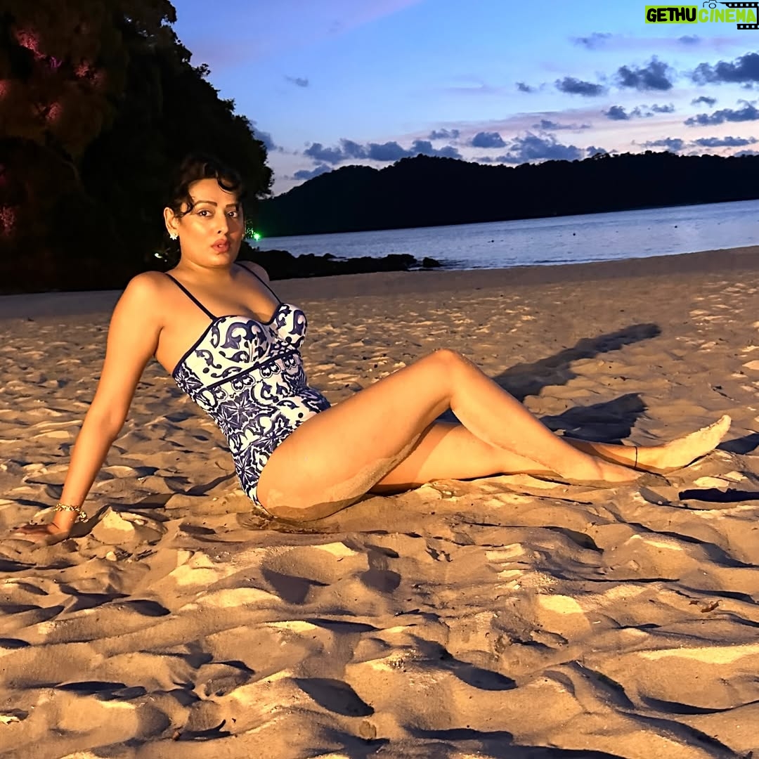 Rupa Khurana - 4.7K Likes - 🌅 Beach Lover’s Paradise: Langkawi Beach Dash Club! 🌴

Hey everyone! As a beach enthusiast.. I had the most incredible time at @dashresortlangkawi The sunset views were absolutely mesmerizing, and the sand felt like a warm embrace. The serene waters and vibrant atmosphere made every moment unforgettable. 🌊✨

From lounging on the soft sands to taking a refreshing dip, this place is a dream come true for any beach lover. If you’re looking for a perfect getaway, Langkawi Beach Dash Club should be at the top of your list! 🏖️💙

#BeachLover #Langkawi #BeachDashClub #TravelDiaries #SunsetLovers #BeachVibes #TravelInfluencer #ParadiseFound