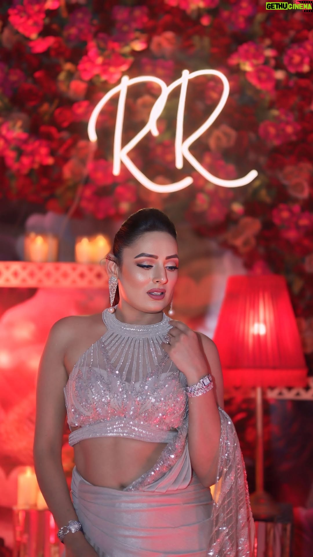Rupa Khurana - 21.6K Likes - Some nights are more than just events—they become beautiful memories etched in your heart❤️

#rokafied Rishabh & Radhika—what a magical start to your journey together. From the moment you walked in, there was an electric energy in the air, and the way your families came together was nothing short of dreamy. ✨
To all the beautiful people I danced, laughed, and bonded with that night—thank you for making it unforgettable! Our Masti, Madness, and Music are now sealed as one big happy memory 😍

Here’s to many more functions, full of love and laughter, as we lead up to the big day. @rishabhjidani & Radhika 

 #rupakhurana #globalemcee