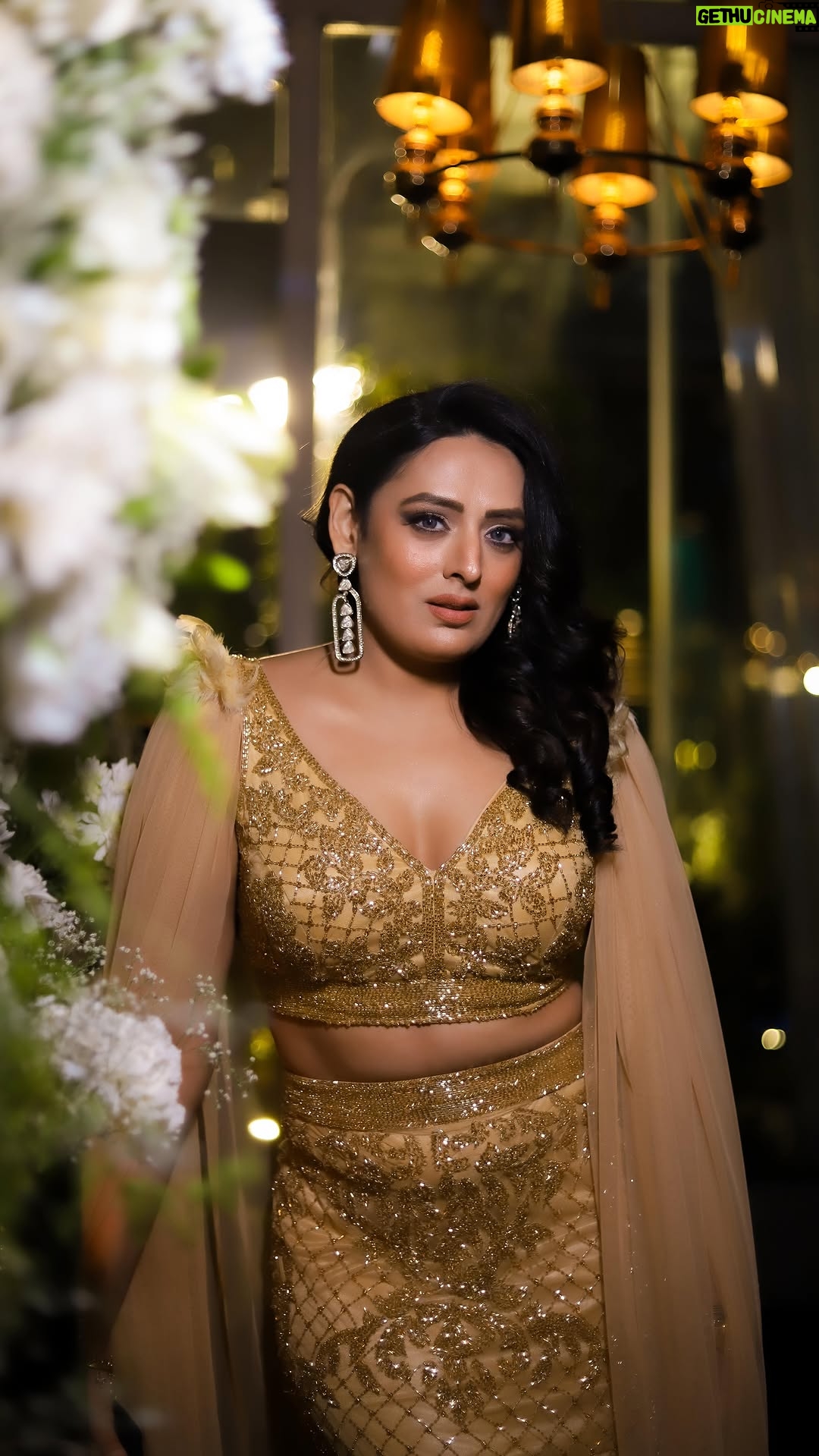 Rupa Khurana - 17K Likes - Stepped out dripping in gold…
Swirled once..stole hearts twice! 😉
Bruno’s singing ‘I wanna be with you’ & honestly, who wouldn’t?

Serving shimmer, sass & slay all day.... 

Follow me for more magic 🪄 glam & moments that dazzle 

Styled by @stylist_enna 
Outfit by @mauvestory 
Shot by @hiteshphotography92 @deepakchoudhary2332