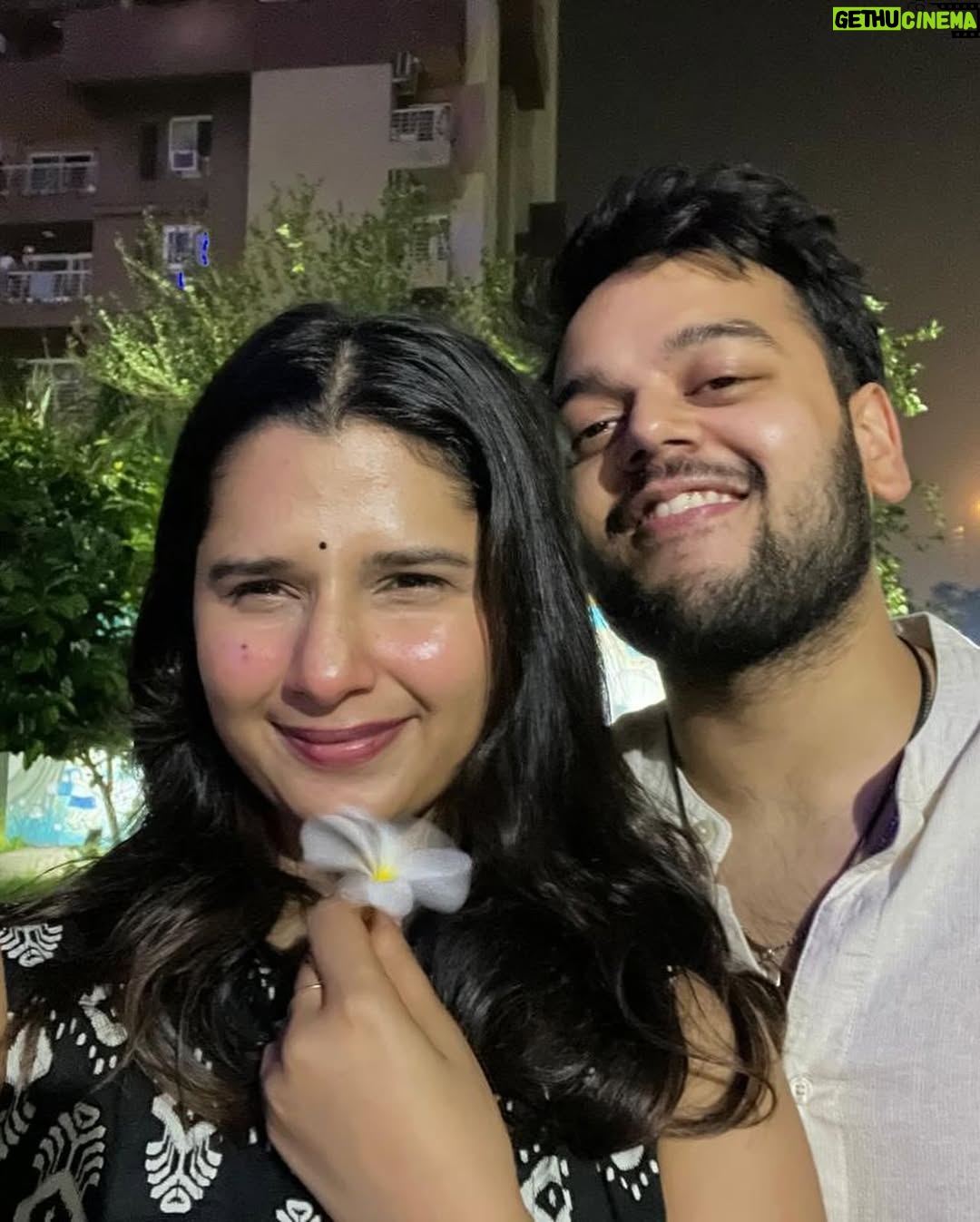 Rupal Yadav - 26.2K Likes - This past year had its ups and downs but if there’s one thing I’m grateful for - it’s that we had each other through it all♥️

📸 *Slide 1:* The day I had my YouTube Accelerator event, and he showed up just to cheer me up before my speech🥹💖 
📸 *Slide 2:* Beyond the workouts I think we bonded the most on our way to the gym..endless random convos, hyping each other up & just being our unfiltered selves🫶🏻
📸 *Slide 3:* Our first live stand-up show in Gurgaon that took us forever to reach😂
📸 *Slide 4:* Our first international trip together to Bali, where we had the most fun and learned so much about each other❤️
📸 *Slide 5:* The time I had just moved to Noida, and he randomly showed up - no plans, no reason, just to be there🥹
📸 *Slide 6:* Just after our roka!💍✨We were so happy that finally our families met and everything just felt perfect❤️ That “it’s really happening” feeling hit us hard & we couldn’t stop smiling the whole time!
📸 *Slide 7:* Just a random picture but one of our favourite things we do together - our long walks❤️batein karte karte kab 15,000 steps ho jaate hain pata hi nahi chalta!!🥹
📸 *Slide 8:* The first time Rajat gave me flowers… and that too in full filmy style! Kabhi fursat se poori story bataungi😛
📸 *Slide 9:* Bali again—where we got matching tattoos! Rajat’s first-ever tattoo, and he was so happy with it☺️
📸 *Slide 10:* Our crazy ATV ride in Bali! Even now, thinking about that day makes us smile☺️💗 Traveling with him is a whole different vibe! ❤️ 
📸 *Slide 11:* Gili T Island—some of our best memories together. Can’t wait to go back someday🌊✨ 
📸 *Slide 12:* One of our many flights! Honestly, we’ve taken so many secret trips this past year, I’ve lost track. ✈️😂 Here’s to many more! ❤️ 
📸 *Slide 13:* The day of our roka—the moment it *really* hit us… shit, this is actually happening! 💍🥹 
📸 *Slide 14:* The day we officially got engaged! Still feels unreal. 💖✨ 
📸 *Slide 15:* Came to see him, and before leaving, idk why I wrote on his mirror with my lipstick. Ewwww cringeeeeeee ik 

Here’s to many more memories together!🥹❤️🧿
Love you R❤️