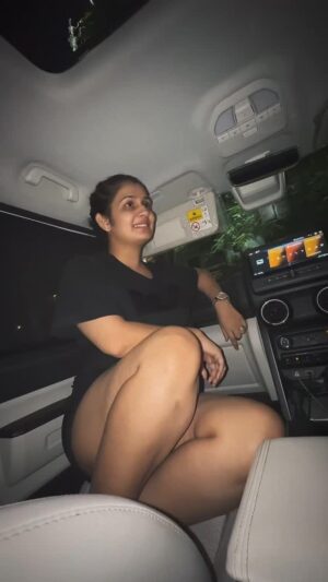 Rupinder Kaur Dhaliwal Instagram - #tecnologia #oye_kanjro1 #punjabireels #punjabi #punjabigirl #punjabistars #punjabimedia #punjabimedia #oyekanjro