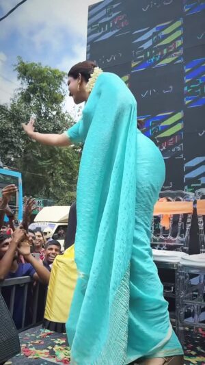 Rupinder Kaur Dhaliwal Instagram - #punjabisongs #punjabi #bollywoodsongs #reels #veedmusic #bollywood #mumbai