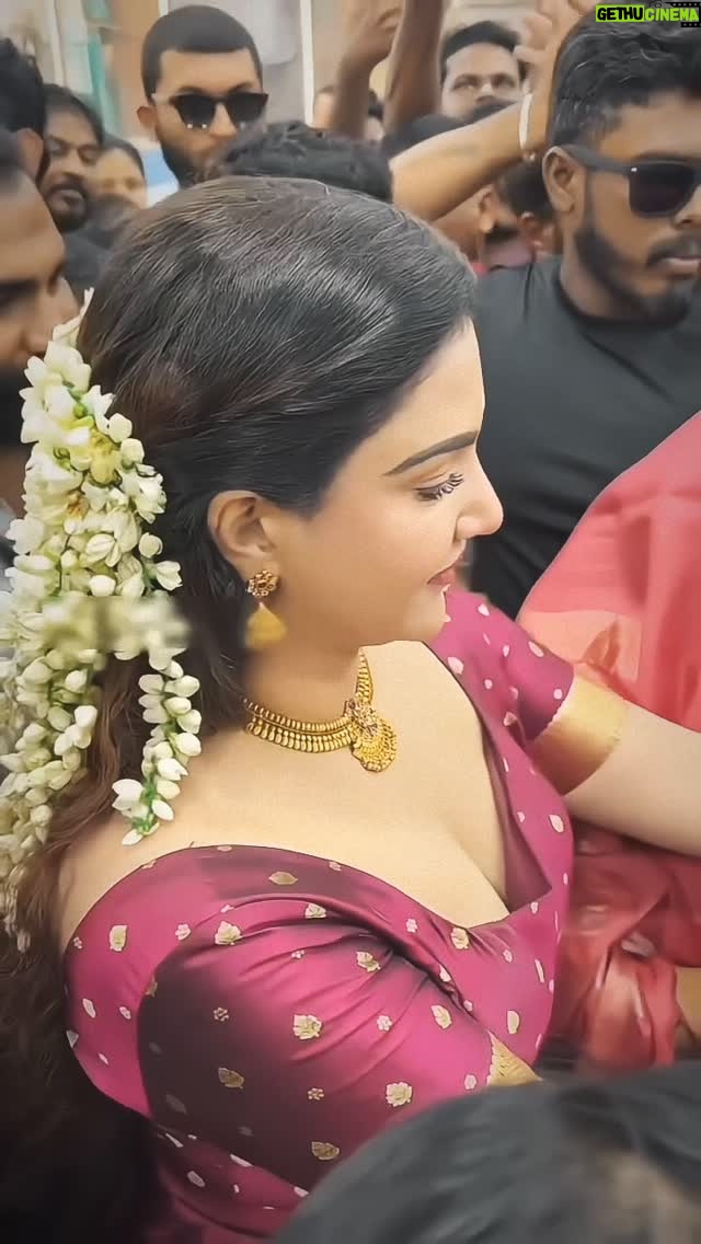 Rupinder Kaur Dhaliwal - 4.3K Likes - #punjabisongs #punjabisongs #punjabi #bollywoodsongs #reels #veedmusic #bollywood #🎤 #gurlal #mumbaifoodie