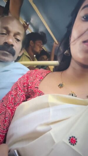 Rupinder Kaur Dhaliwal Instagram - #monalisa #kumbhmela