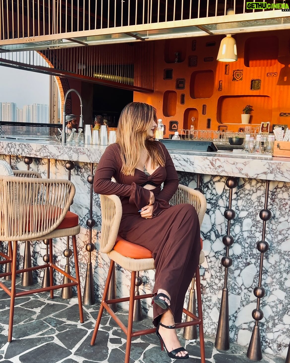 Rutuja Kamble - 3.1K Likes - @claydombivli Big thanks to Clay Dombivli Pool Bar & Kitchen for the amazing hospitality! Great vibes, delicious food, and a perfect setting—truly a memorable experience. 🌮🤎👜