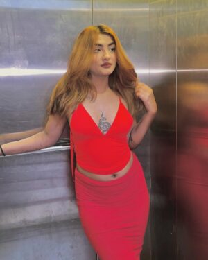 Rutuja Kamble Instagram - Love the fit❤️
Top from :  @savana 
Use my code : “ SAVANA30” for additional discount 

#ad #savana #savanasquad