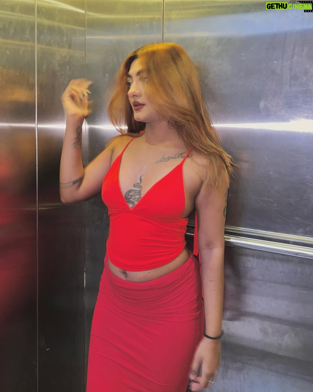 Rutuja Kamble - 4.2K Likes - Love the fit❤️
Top from :  @savana 
Use my code : “ SAVANA30” for additional discount 

#ad #savana #savanasquad