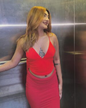Rutuja Kamble Instagram - Love the fit❤️
Top from :  @savana 
Use my code : “ SAVANA30” for additional discount 

#ad #savana #savanasquad