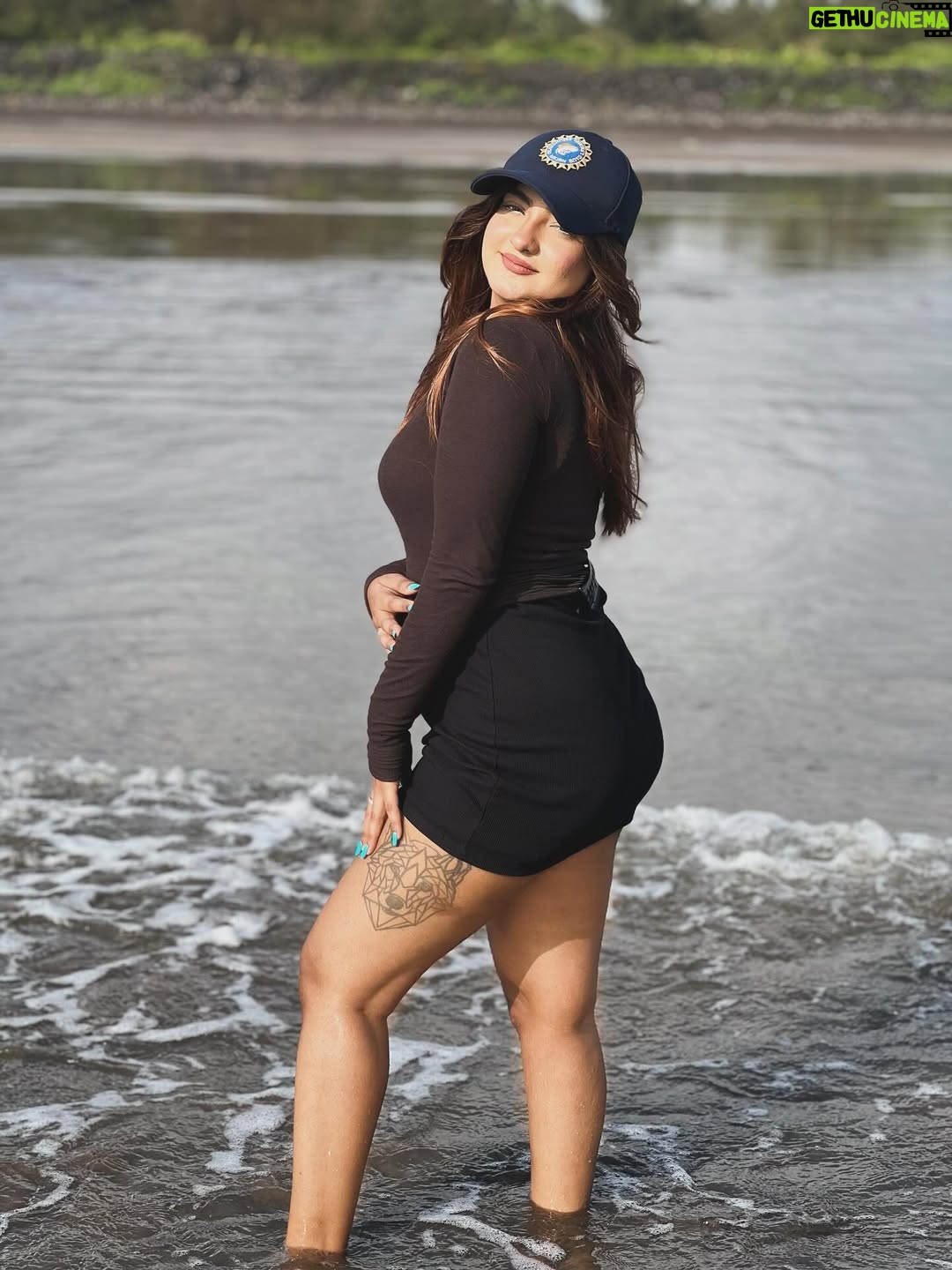 Rutuja Kamble - 2.3K Likes - Good morning 🌤️⛱️🏖️